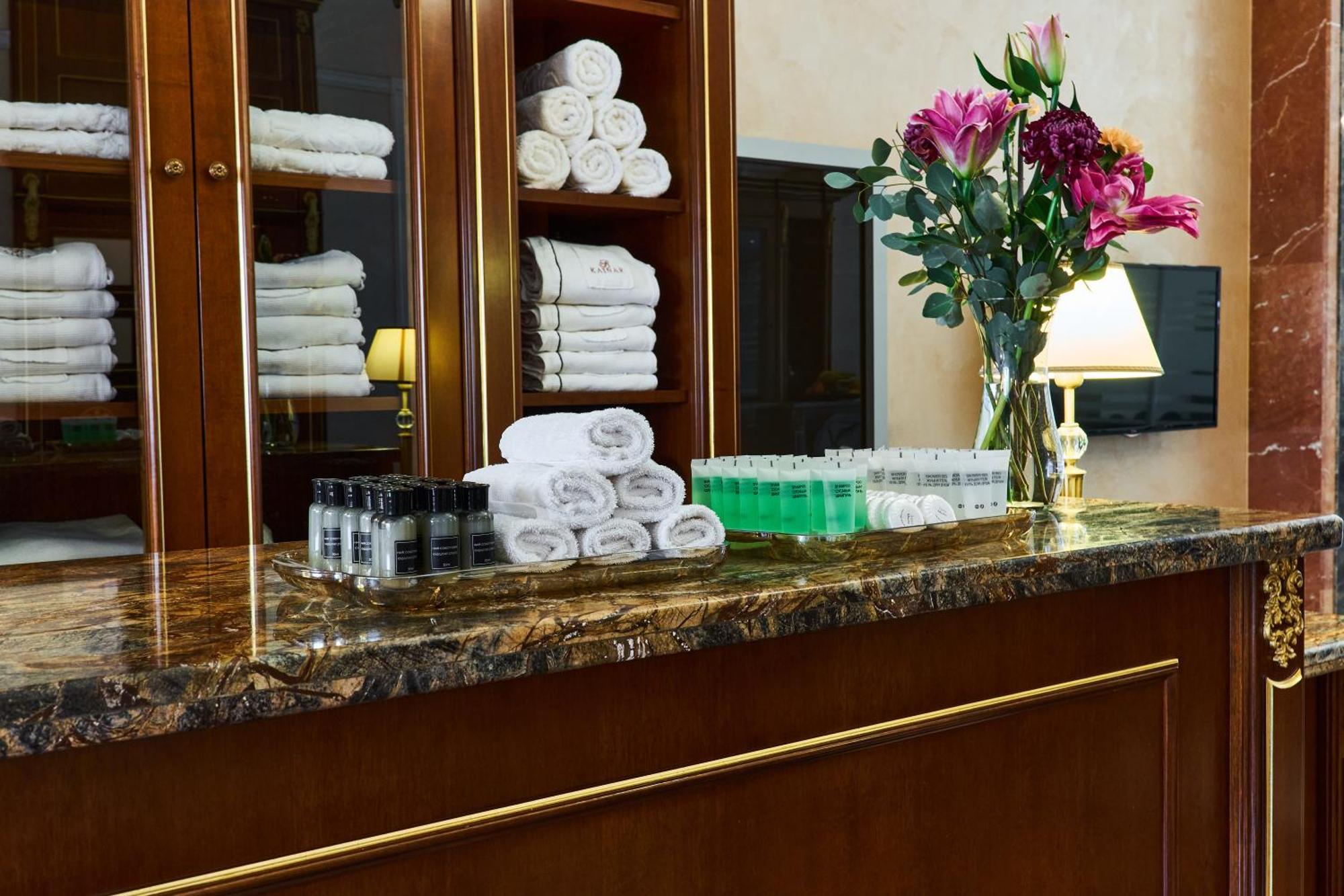 Kainar Hotel ชุมเกนท์ ภายนอก รูปภาพ